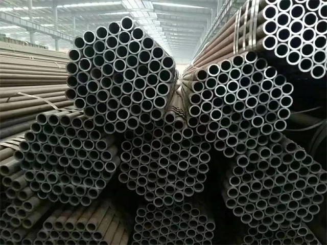 林芝20#石油裂化用无缝钢管
